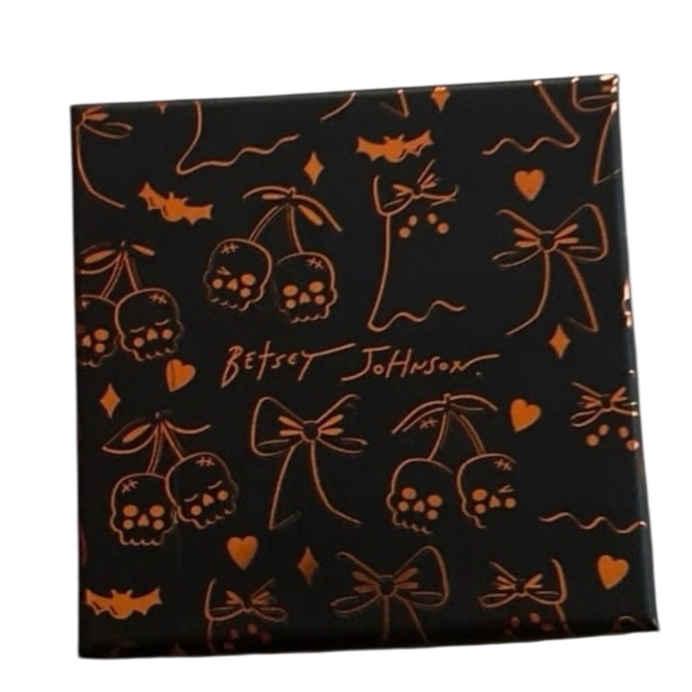 BETSEY JOHNSON Halloween Mismatched Green Ghost Witch & Broom Earrings NEW NWT - Picture 9 of 12